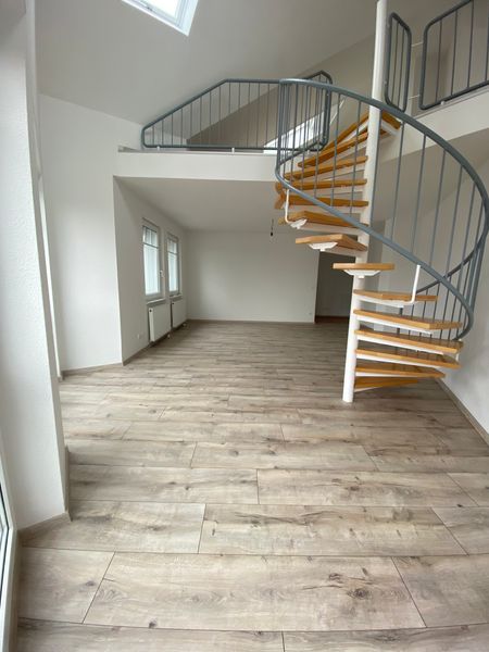 Großzügige 5-Zimmer-Wohnung (135 m²) mit Einbauküche & Doppelkeller – Zweitbezug nach Modernisierung